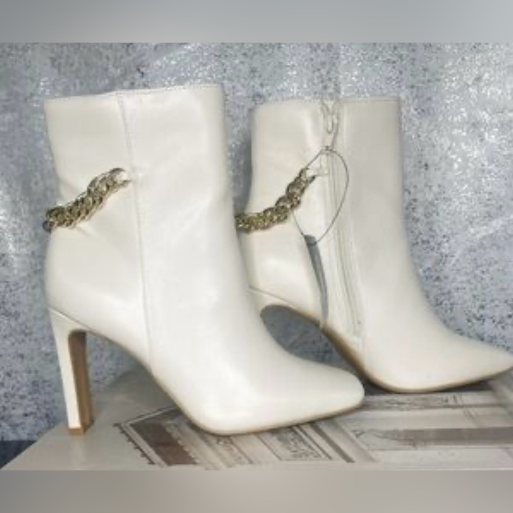 Express White Heeled Boots with Gold Accent